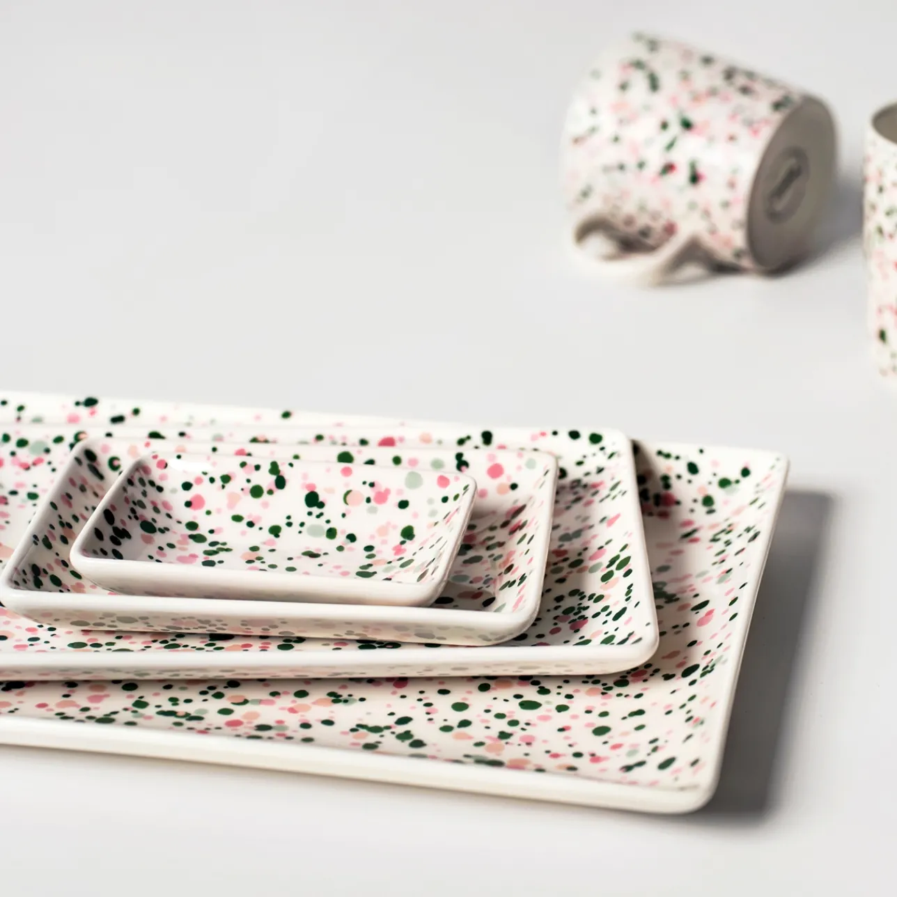A6 lautanen 10x15cm Helle pinkki-vihreä|IITTALA Discount