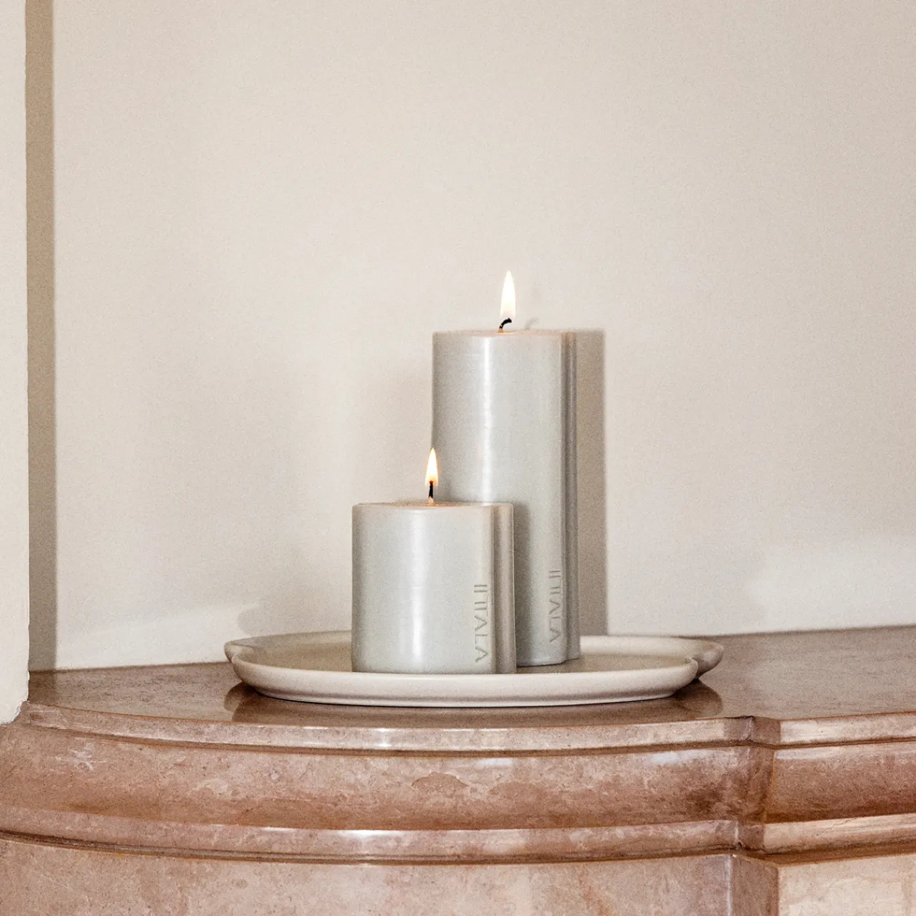 Alusta 25cm hiekka|IITTALA Hot