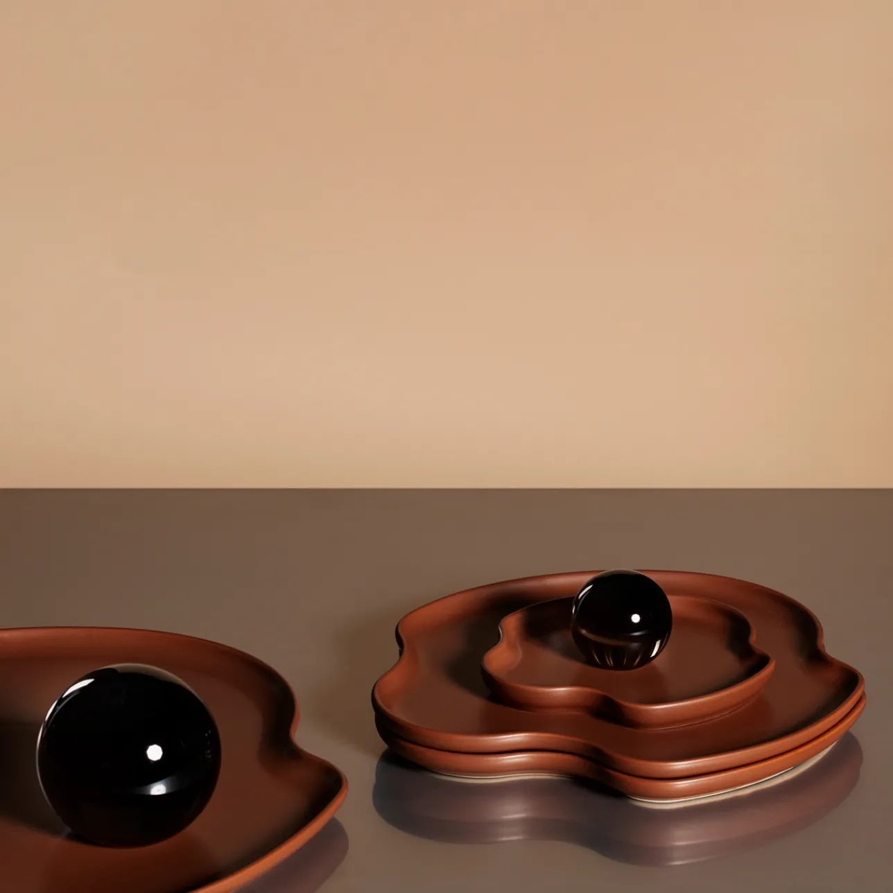 Alusta 25cm tuli|IITTALA Hot