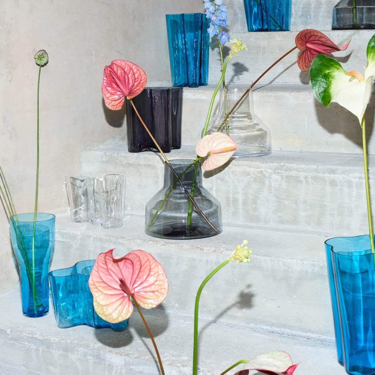 Korkea maljakko 120x260mm metallin|IITTALA